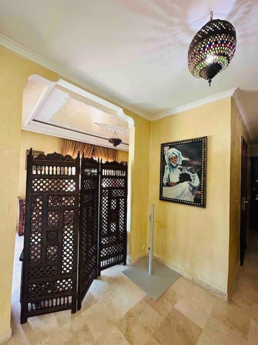 Luxueux Appartement Centre Et Plage & Wifi ! Tanger Kültér fotó