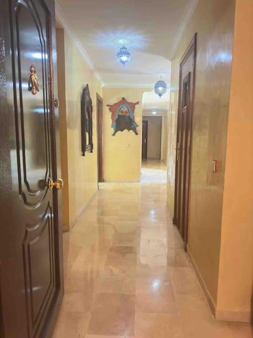 Luxueux Appartement Centre Et Plage & Wifi ! Tanger Kültér fotó
